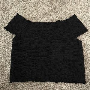 super cute top, stretchy and very flattering